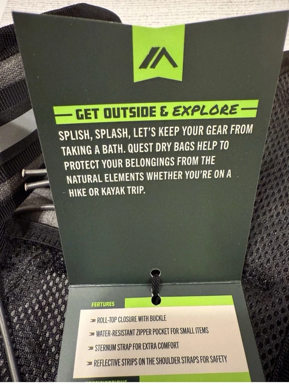 NWT QUEST 20L Wayer Resistent Backpack